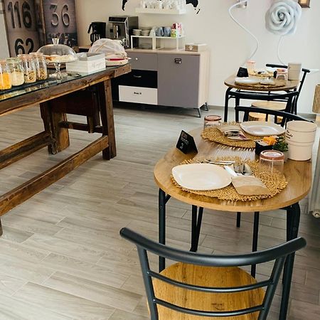 Residenza Lisy Hotell Verbania Eksteriør bilde