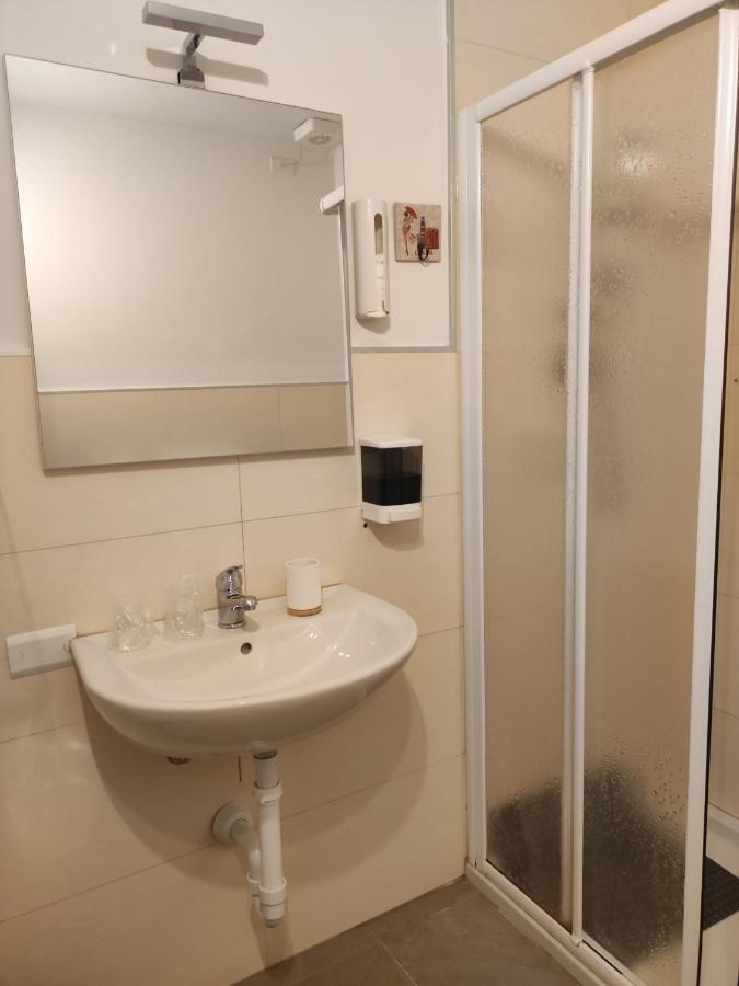 Residenza Lisy Hotell Verbania Eksteriør bilde