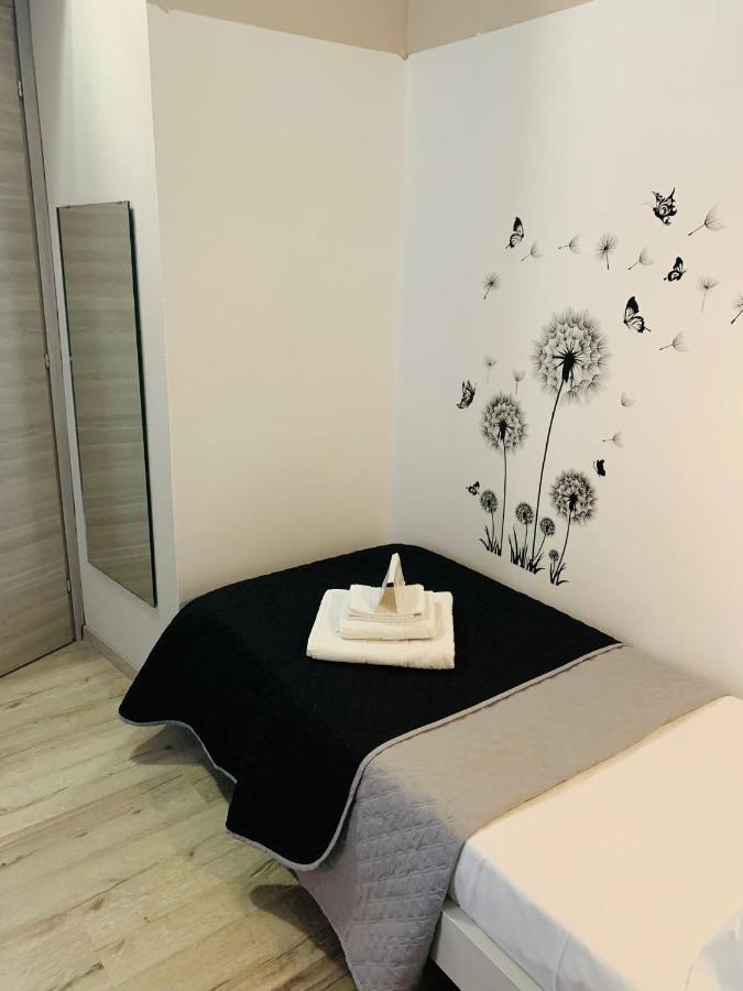 Residenza Lisy Hotell Verbania Eksteriør bilde