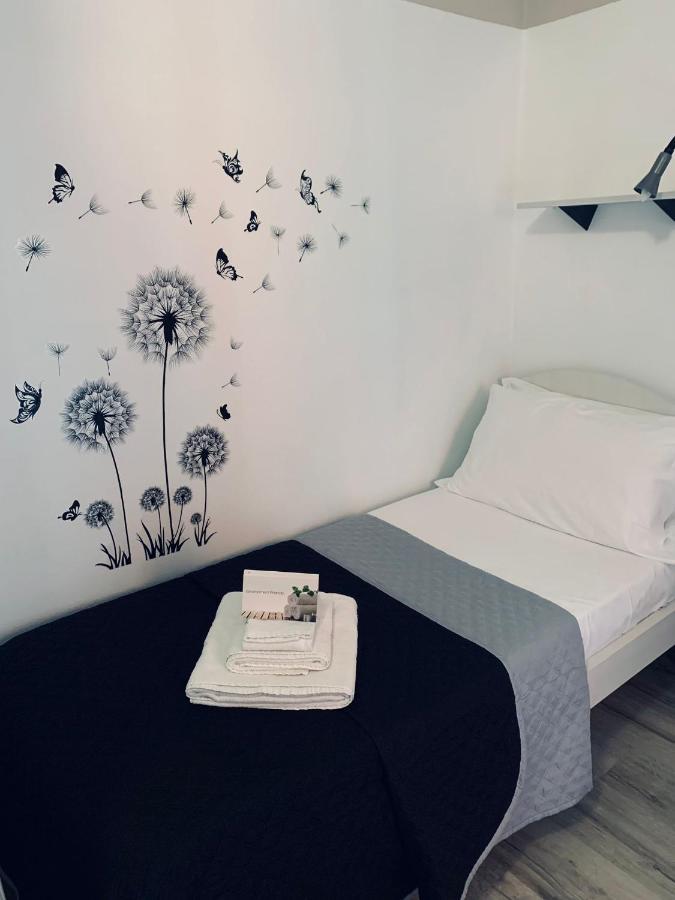 Residenza Lisy Hotell Verbania Eksteriør bilde